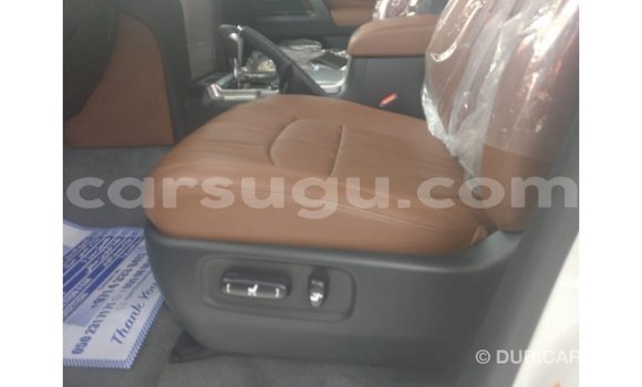 Buy Import Toyota Land Cruiser White Car in Import - Dubai in Burkina Faso Buy Import Toyota Land Cruiser White Car in Import - Dubai in Burkina Faso