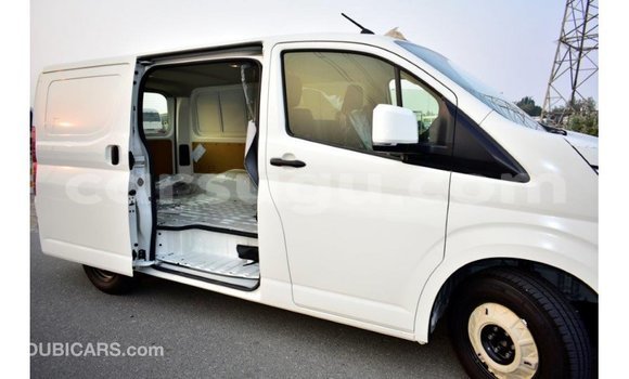 Buy Import Toyota Hiace White Car in Import - Dubai in Burkina Faso Buy Import Toyota Hiace White Car in Import - Dubai in Burkina Faso