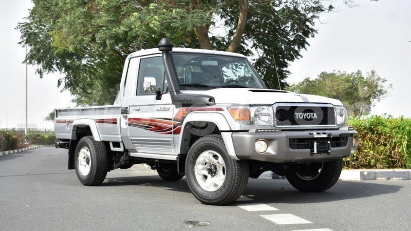 Big with watermark toyota land cruiser burkina faso import dubai 5151