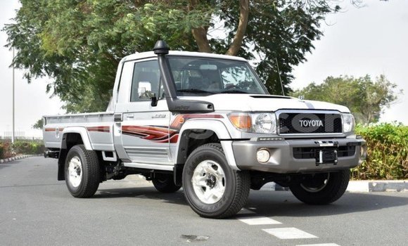 Sayi Imported Toyota Land Cruiser Sauran Mota in Import - Dubai a Burkina Faso Sayi Imported Toyota Land Cruiser Sauran Mota in Import - Dubai a Burkina Faso
