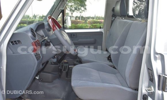 Sayi Imported Toyota Land Cruiser Sauran Mota in Import - Dubai a Burkina Faso Sayi Imported Toyota Land Cruiser Sauran Mota in Import - Dubai a Burkina Faso