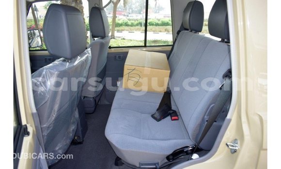 Buy Import Toyota Land Cruiser Beige Car in Import - Dubai in Burkina Faso Buy Import Toyota Land Cruiser Beige Car in Import - Dubai in Burkina Faso
