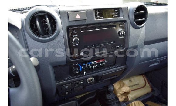 Buy Import Toyota Land Cruiser Beige Car in Import - Dubai in Burkina Faso Buy Import Toyota Land Cruiser Beige Car in Import - Dubai in Burkina Faso
