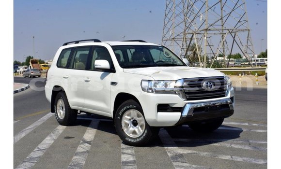 Buy Import Toyota Land Cruiser White Car in Import - Dubai in Burkina Faso Buy Import Toyota Land Cruiser White Car in Import - Dubai in Burkina Faso