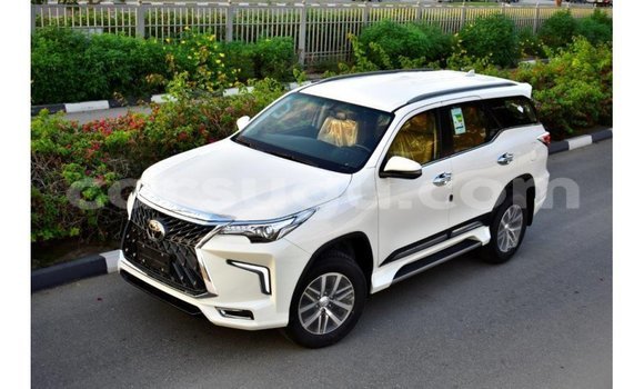 Buy Import Toyota Fortuner White Car in Import - Dubai in Burkina Faso Buy Import Toyota Fortuner White Car in Import - Dubai in Burkina Faso