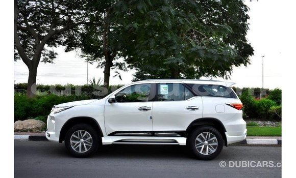 Buy Import Toyota Fortuner White Car in Import - Dubai in Burkina Faso Buy Import Toyota Fortuner White Car in Import - Dubai in Burkina Faso