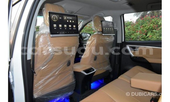 Buy Import Toyota Fortuner White Car in Import - Dubai in Burkina Faso Buy Import Toyota Fortuner White Car in Import - Dubai in Burkina Faso