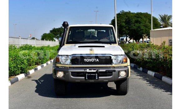 Sayi Imported Toyota Land Cruiser M Mota in Import - Dubai a Burkina Faso Sayi Imported Toyota Land Cruiser M Mota in Import - Dubai a Burkina Faso