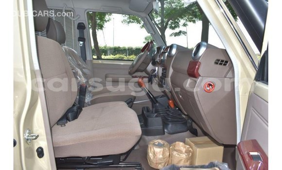 Sayi Imported Toyota Land Cruiser M Mota in Import - Dubai a Burkina Faso Sayi Imported Toyota Land Cruiser M Mota in Import - Dubai a Burkina Faso