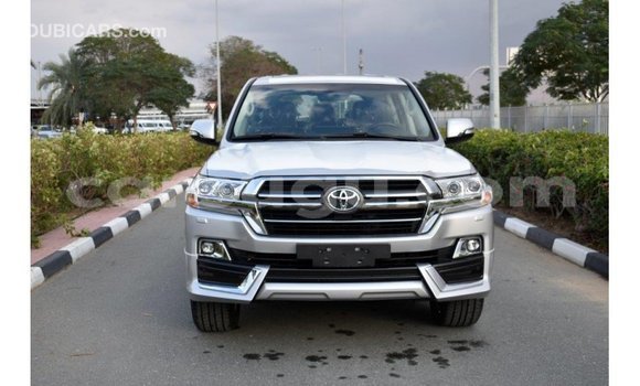 Sayi Imported Toyota Land Cruiser Sauran Mota in Import - Dubai a Burkina Faso Sayi Imported Toyota Land Cruiser Sauran Mota in Import - Dubai a Burkina Faso
