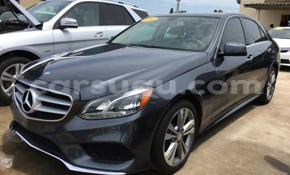 Acheter Occasion Voiture Mercedes-Benz 4Matic Noir à Ouagadougou, Burkina-Faso Acheter Occasion Voiture Mercedes-Benz 4Matic Noir à Ouagadougou, Burkina-Faso