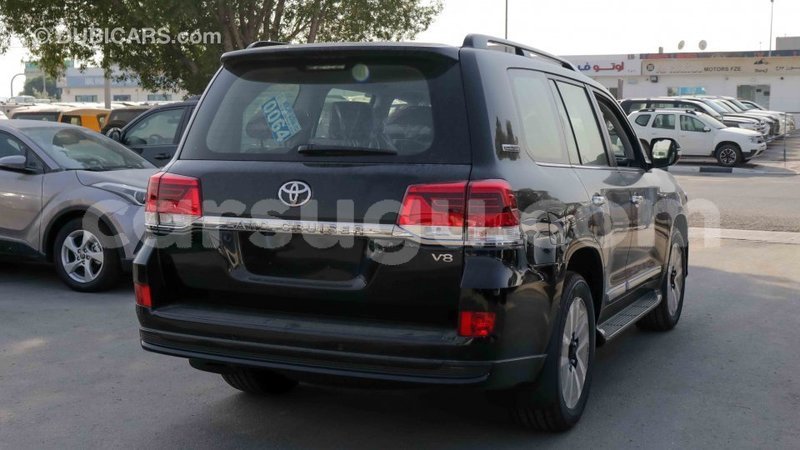 Big with watermark toyota land cruiser burkina faso import dubai 5169