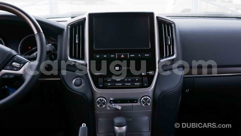 Big with watermark toyota land cruiser burkina faso import dubai 5169