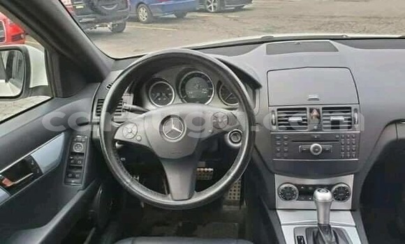 Buy Used Mercedes-Benz C–Class White Car in Ouagadougou in Burkina Faso Buy Used Mercedes-Benz C–Class White Car in Ouagadougou in Burkina Faso