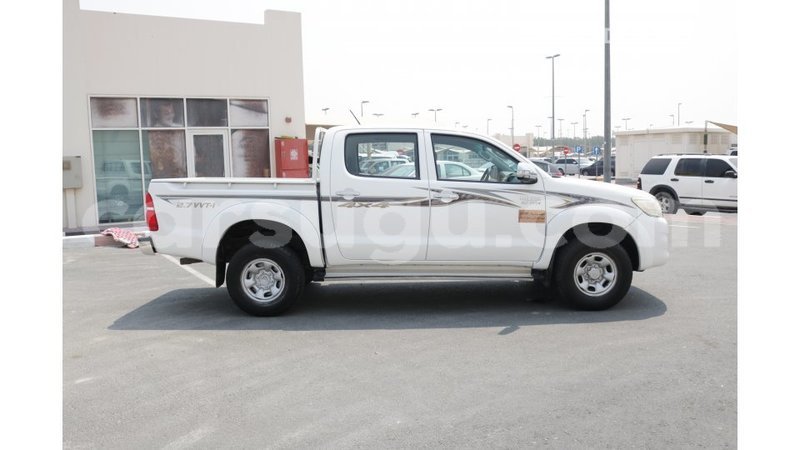 Big with watermark toyota hilux burkina faso import dubai 5194