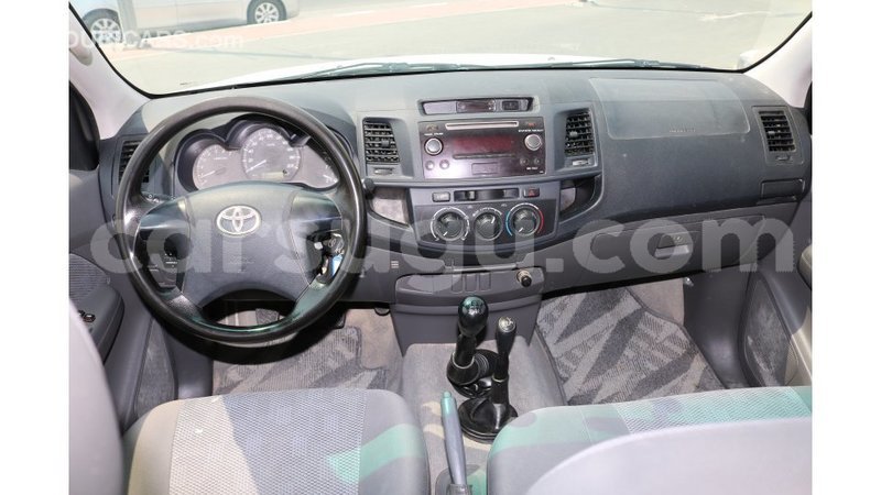 Big with watermark toyota hilux burkina faso import dubai 5194