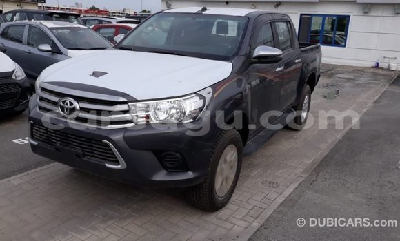Acheter Import Voiture Toyota Hilux Autre à Import - Dubai, Burkina-Faso Acheter Import Voiture Toyota Hilux Autre à Import - Dubai, Burkina-Faso