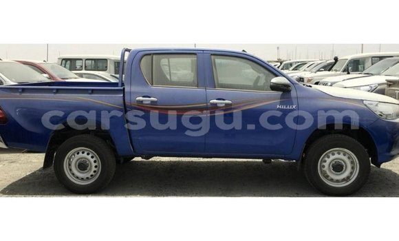 Sayi Imported Toyota Hilux Blue Mota in Import - Dubai a Burkina Faso Sayi Imported Toyota Hilux Blue Mota in Import - Dubai a Burkina Faso