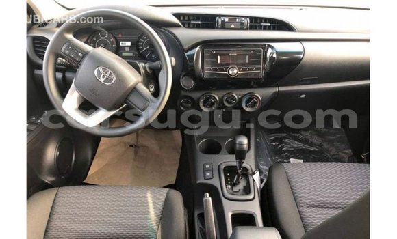Sayi Imported Toyota Hilux Black Mota in Import - Dubai a Burkina Faso Sayi Imported Toyota Hilux Black Mota in Import - Dubai a Burkina Faso