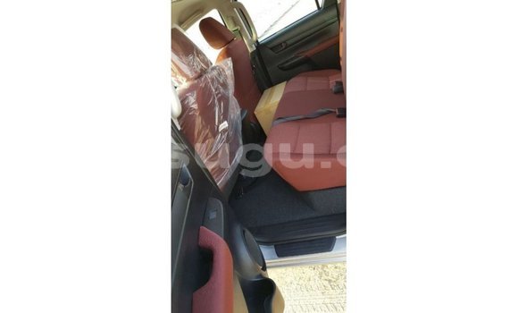 Sayi Imported Toyota Hilux Black Mota in Import - Dubai a Burkina Faso Sayi Imported Toyota Hilux Black Mota in Import - Dubai a Burkina Faso