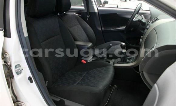 Acheter Occasion Voiture Toyota Corolla Blanc à Ouagadougou, Burkina-Faso Acheter Occasion Voiture Toyota Corolla Blanc à Ouagadougou, Burkina-Faso