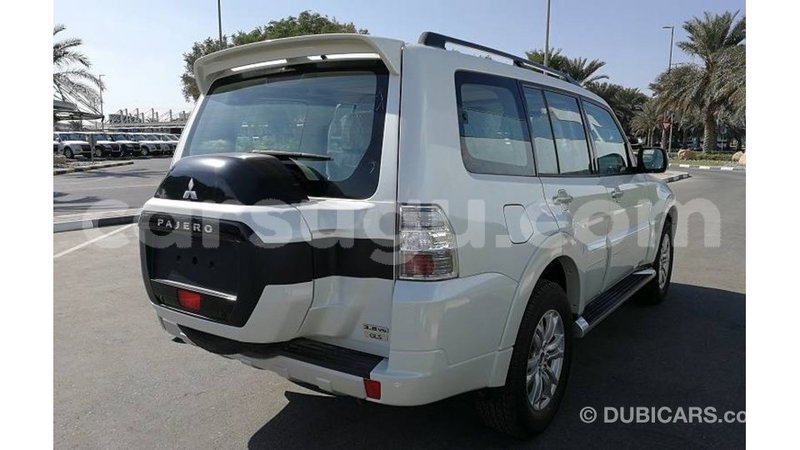 Big with watermark mitsubishi pajero burkina faso import dubai 5213