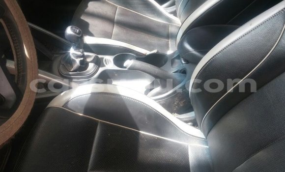 Acheter Occasion Voiture Hyundai Accent Blanc à Ouagadougou, Burkina-Faso Acheter Occasion Voiture Hyundai Accent Blanc à Ouagadougou, Burkina-Faso