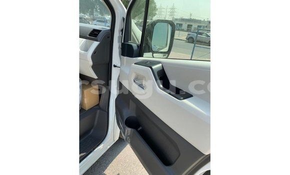 Acheter Import Voiture Toyota Hiace Blanc à Import - Dubai, Burkina-Faso Acheter Import Voiture Toyota Hiace Blanc à Import - Dubai, Burkina-Faso
