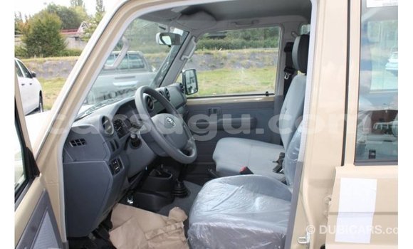 Sayi Imported Toyota Land Cruiser M Mota in Import - Dubai a Burkina Faso Sayi Imported Toyota Land Cruiser M Mota in Import - Dubai a Burkina Faso
