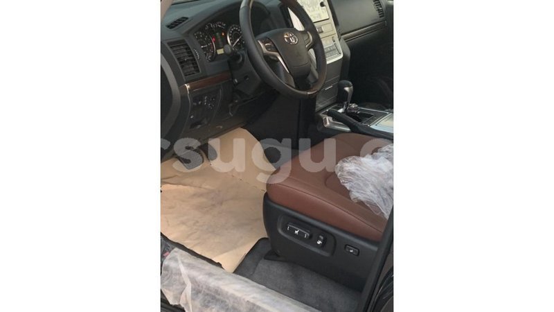 Big with watermark toyota land cruiser burkina faso import dubai 5220