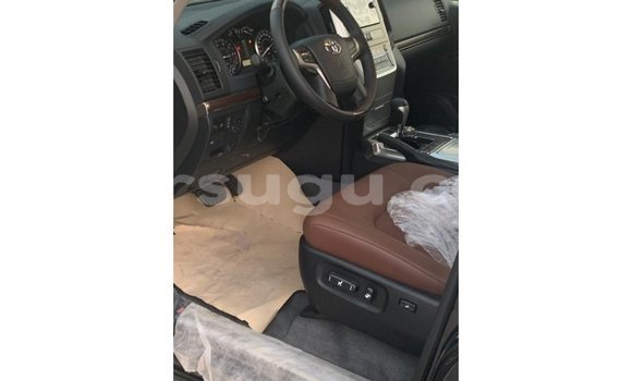 Sayi Imported Toyota Land Cruiser Black Mota in Import - Dubai a Burkina Faso Sayi Imported Toyota Land Cruiser Black Mota in Import - Dubai a Burkina Faso