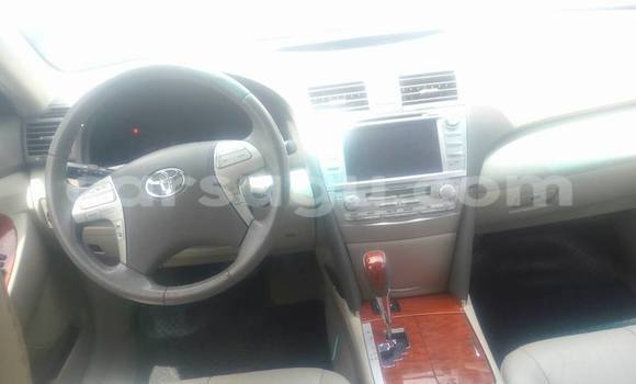 Acheter Occasion Voiture Toyota Camry Blanc à Ouagadougou, Burkina-Faso Acheter Occasion Voiture Toyota Camry Blanc à Ouagadougou, Burkina-Faso