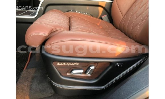 Acheter Import Voiture Toyota Land Cruiser Noir à Import - Dubai, Burkina-Faso Acheter Import Voiture Toyota Land Cruiser Noir à Import - Dubai, Burkina-Faso