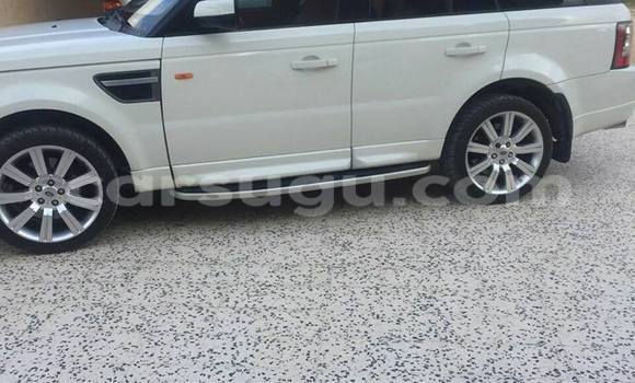 Acheter Occasion Voiture Land Rover Range Rover Blanc à Ouagadougou, Burkina-Faso Acheter Occasion Voiture Land Rover Range Rover Blanc à Ouagadougou, Burkina-Faso