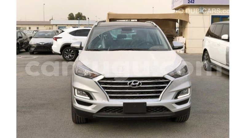 Big with watermark hyundai tucson burkina faso import dubai 5225