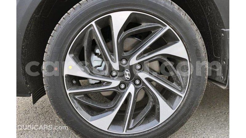 Big with watermark hyundai tucson burkina faso import dubai 5225