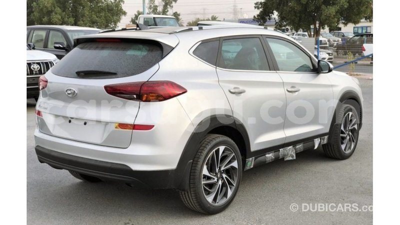 Big with watermark hyundai tucson burkina faso import dubai 5225