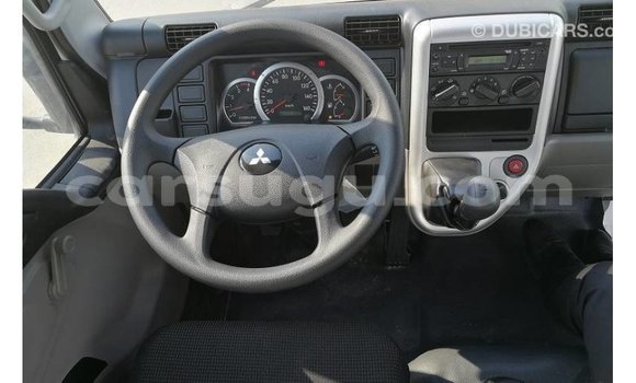 Acheter Import Voiture Mitsubishi i Blanc à Import - Dubai, Burkina-Faso Acheter Import Voiture Mitsubishi i Blanc à Import - Dubai, Burkina-Faso