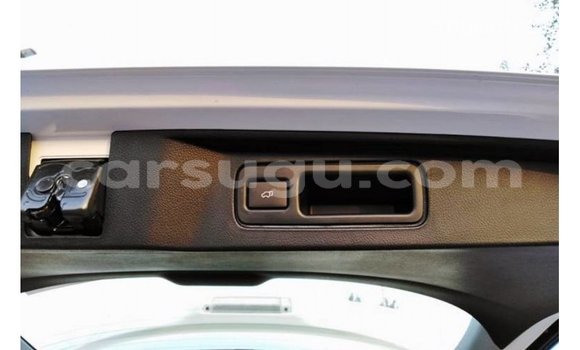 Acheter Import Voiture Toyota Fortuner Blanc à Import - Dubai, Burkina-Faso Acheter Import Voiture Toyota Fortuner Blanc à Import - Dubai, Burkina-Faso