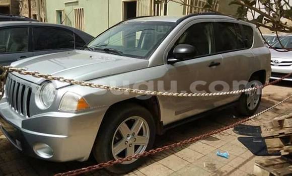 Acheter Occasion Voiture Jeep Compass Gris à Ouagadougou, Burkina-Faso Acheter Occasion Voiture Jeep Compass Gris à Ouagadougou, Burkina-Faso