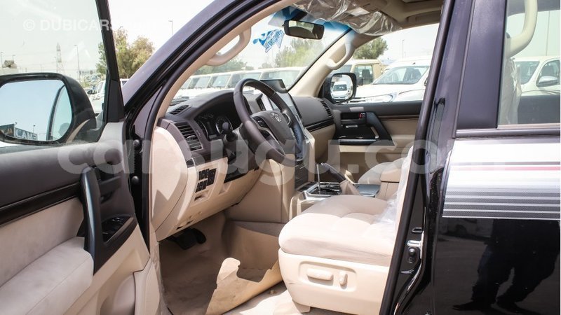 Big with watermark toyota land cruiser burkina faso import dubai 5235