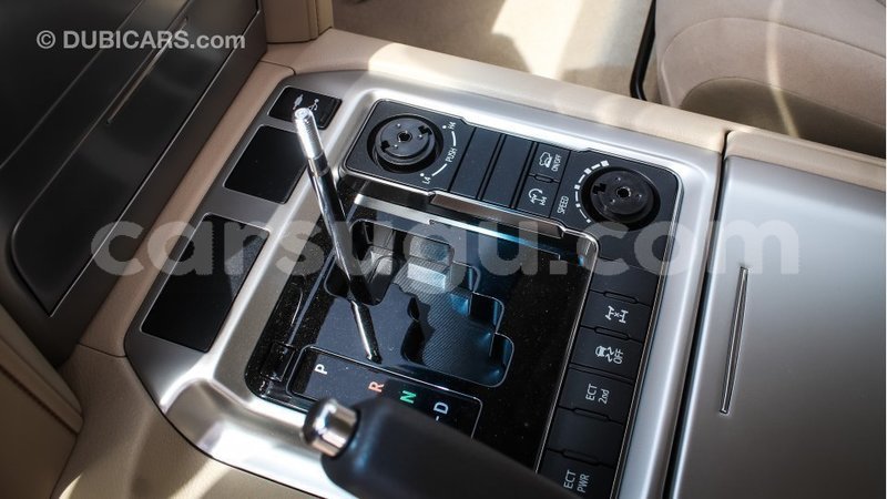 Big with watermark toyota land cruiser burkina faso import dubai 5235