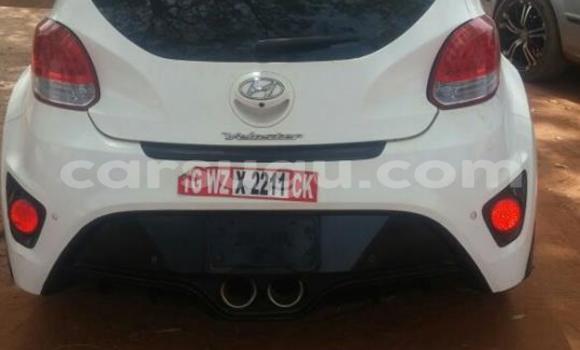 Acheter Occasion Voiture Hyundai Accent Blanc à Ouagadougou, Burkina-Faso Acheter Occasion Voiture Hyundai Accent Blanc à Ouagadougou, Burkina-Faso