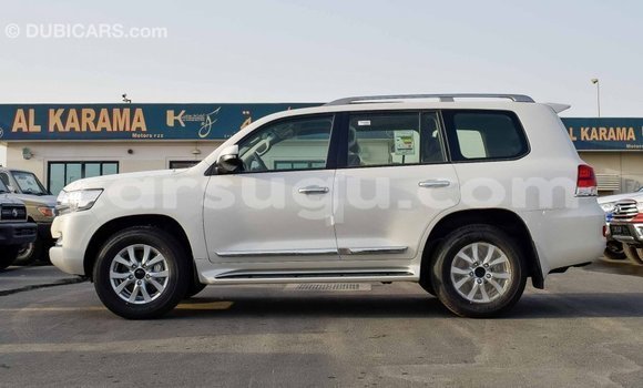 Buy Import Toyota Land Cruiser White Car in Import - Dubai in Burkina Faso Buy Import Toyota Land Cruiser White Car in Import - Dubai in Burkina Faso