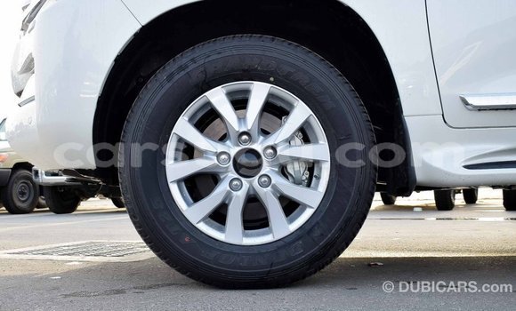 Buy Import Toyota Land Cruiser White Car in Import - Dubai in Burkina Faso Buy Import Toyota Land Cruiser White Car in Import - Dubai in Burkina Faso