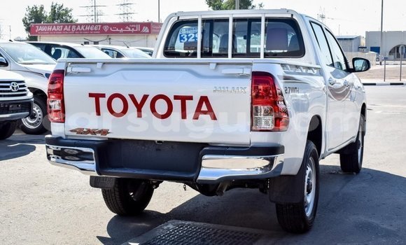 Buy Import Toyota Hilux White Car in Import - Dubai in Burkina Faso Buy Import Toyota Hilux White Car in Import - Dubai in Burkina Faso