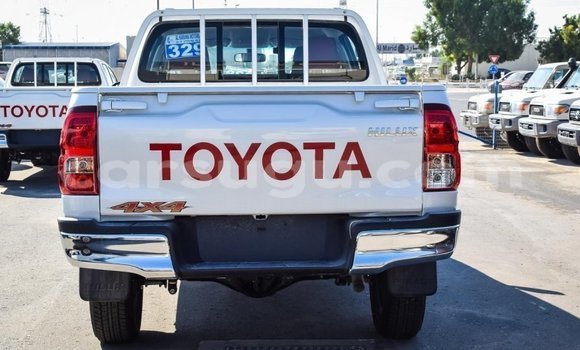 Buy Import Toyota Hilux White Car in Import - Dubai in Burkina Faso Buy Import Toyota Hilux White Car in Import - Dubai in Burkina Faso