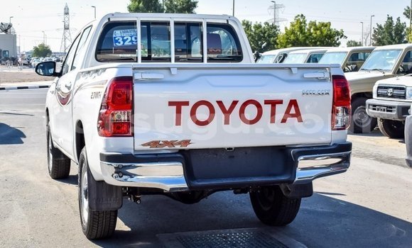 Buy Import Toyota Hilux White Car in Import - Dubai in Burkina Faso Buy Import Toyota Hilux White Car in Import - Dubai in Burkina Faso