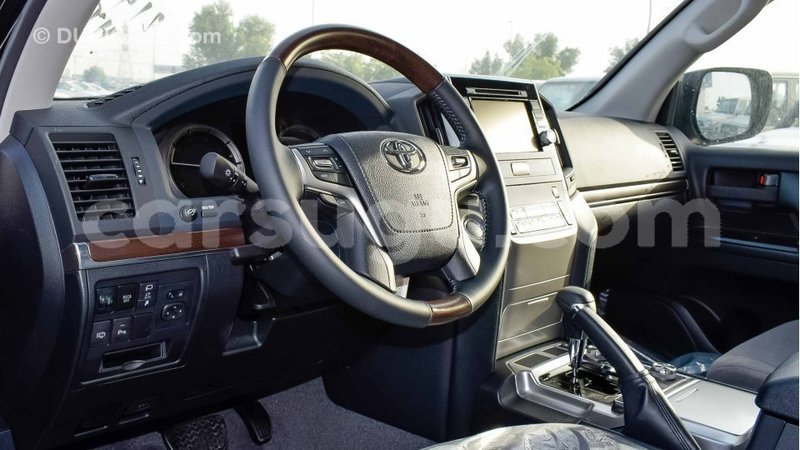 Big with watermark toyota land cruiser burkina faso import dubai 5243