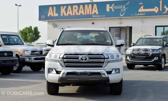 Buy Import Toyota Land Cruiser White Car in Import - Dubai in Burkina Faso Buy Import Toyota Land Cruiser White Car in Import - Dubai in Burkina Faso